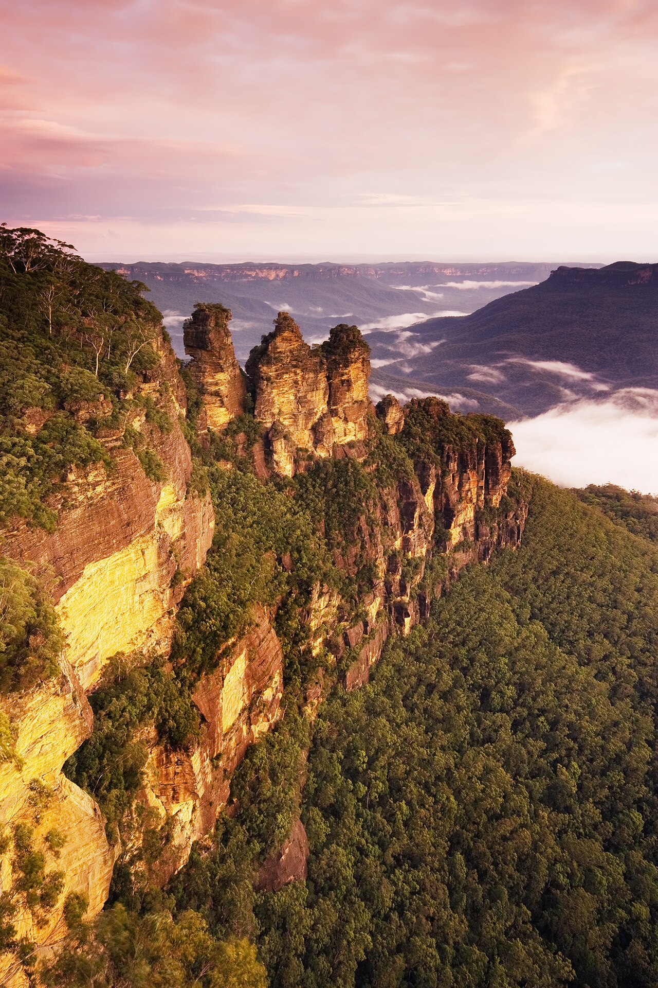 The Three Sisters in the Blue Mountains, Australia